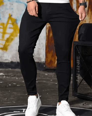 Calça Slim Preta, foto 2 de 3
