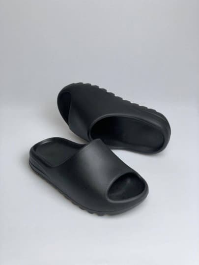 Chinelo Preto, foto 1 de 3